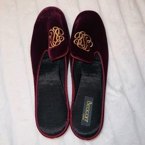 Beacon burgundy velvet slides